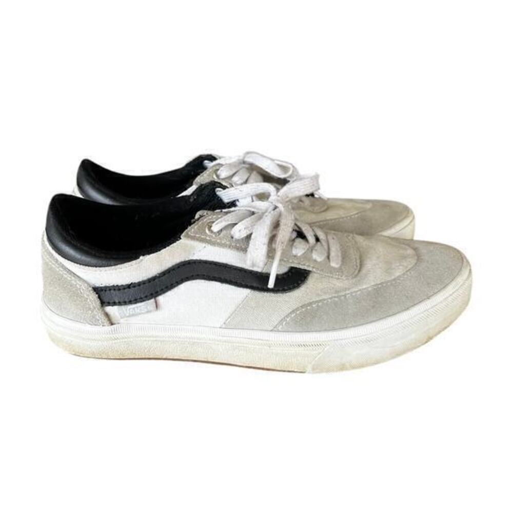 VANS the GOAT Gilbert Crockett Gray Black Suede SK8 Off The Wall Size 7.5
